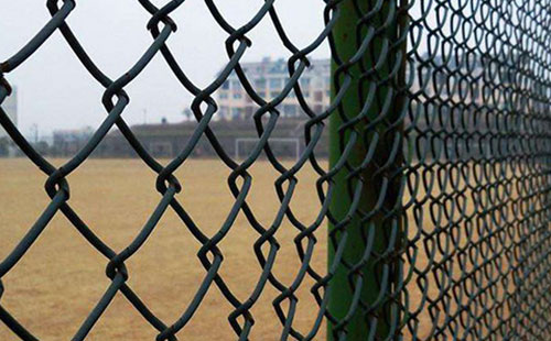 體育場圍欄